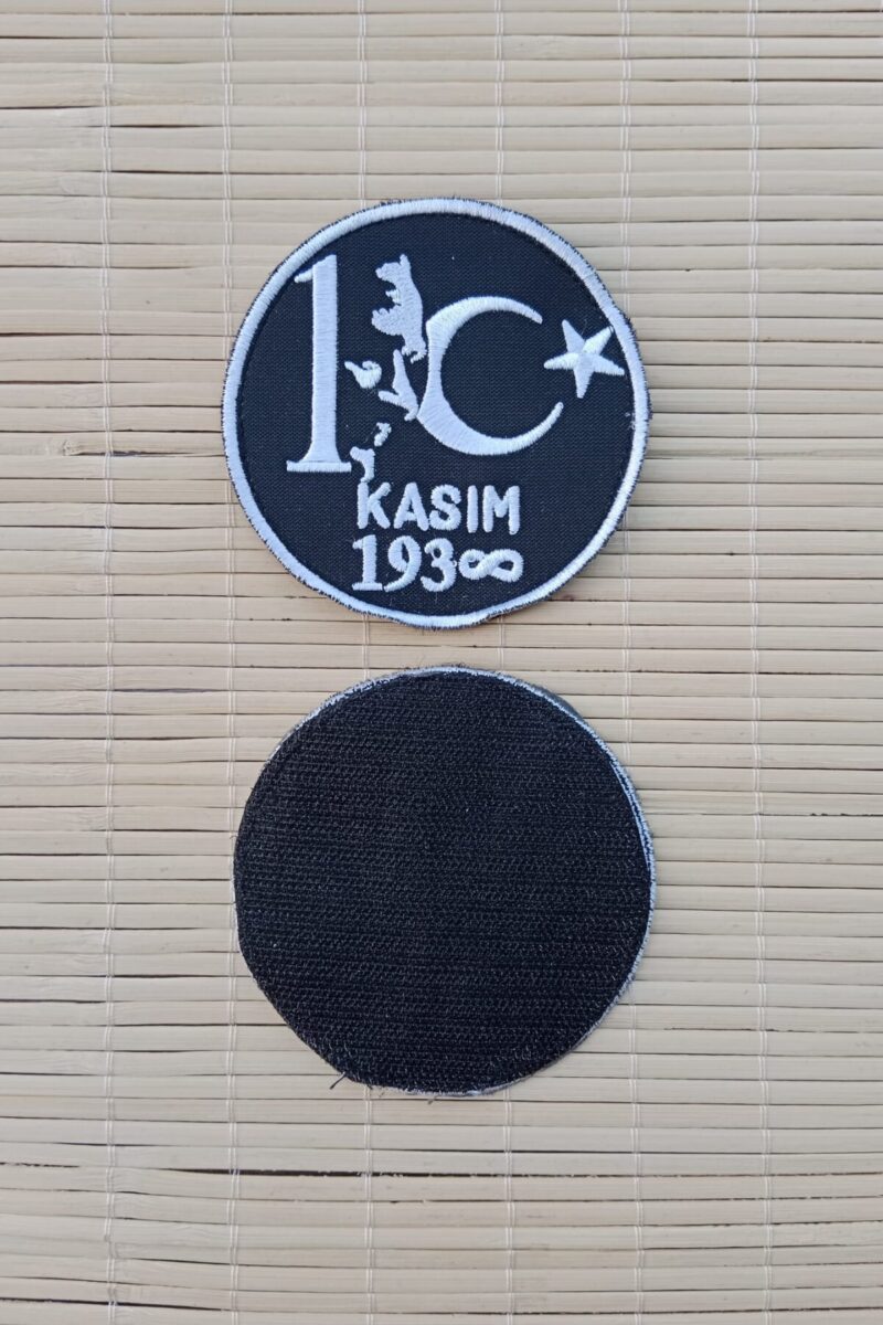 Siyah Beyaz Renkli 10 Kasım 1938 Atatürk Silüetli Nakış işlemeli Arma Peç Patch - Görsel 2